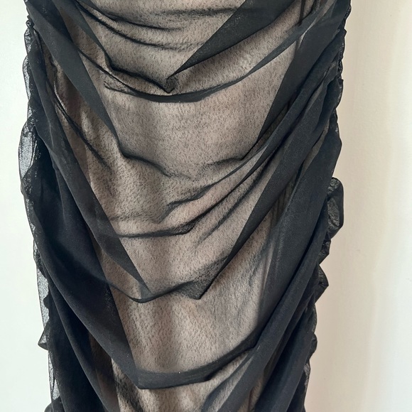 Lulus brand size Small dress. EUC! So many compliments - Picture 4 of 4